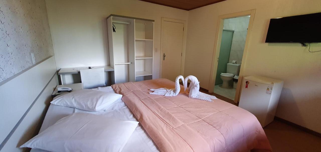Hotel Alpen Hof กรามาโด ภายนอก รูปภาพ