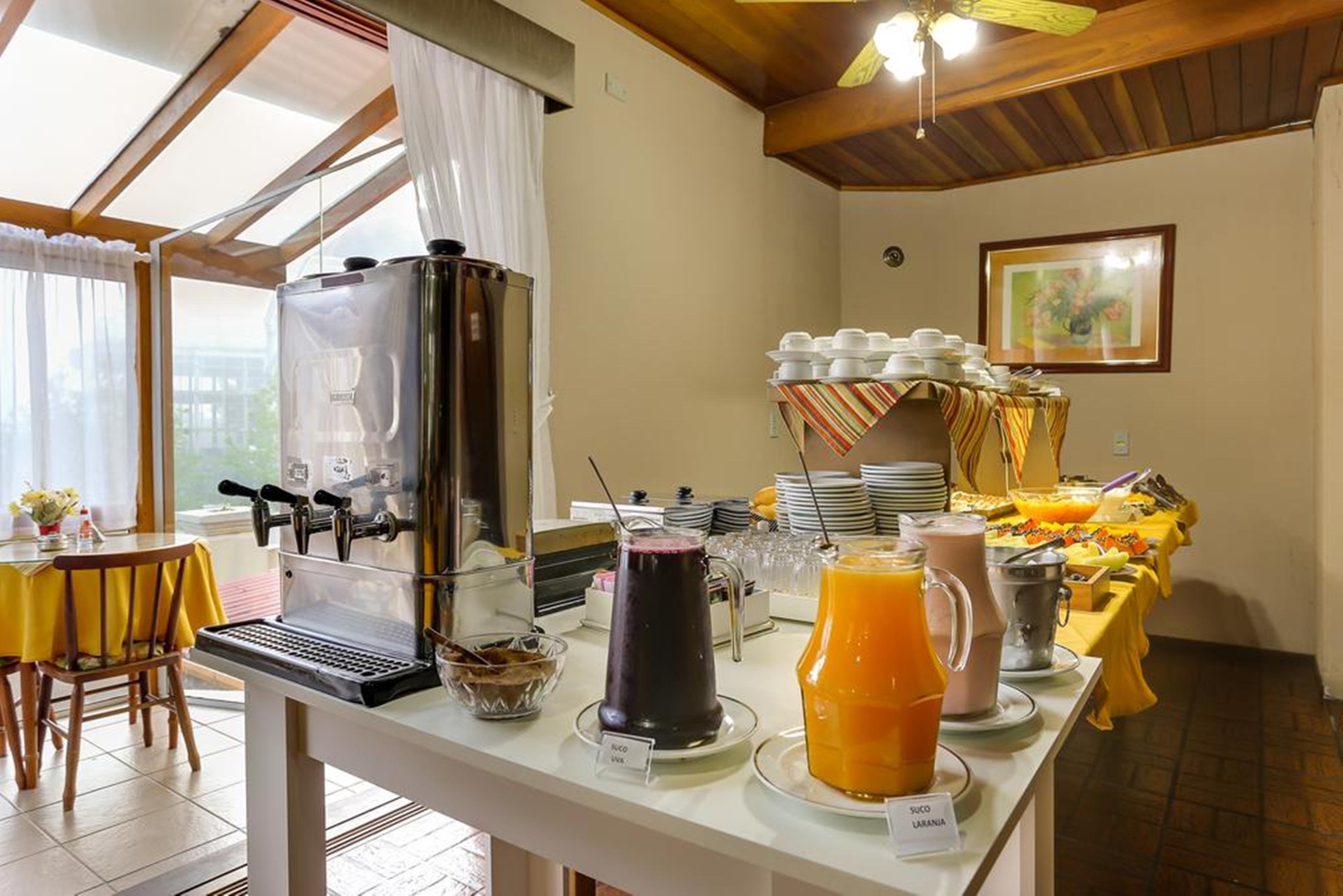 Hotel Alpen Hof กรามาโด ภายนอก รูปภาพ