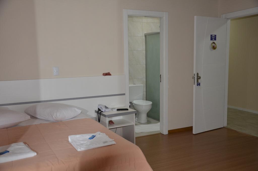 Hotel Alpen Hof กรามาโด ภายนอก รูปภาพ